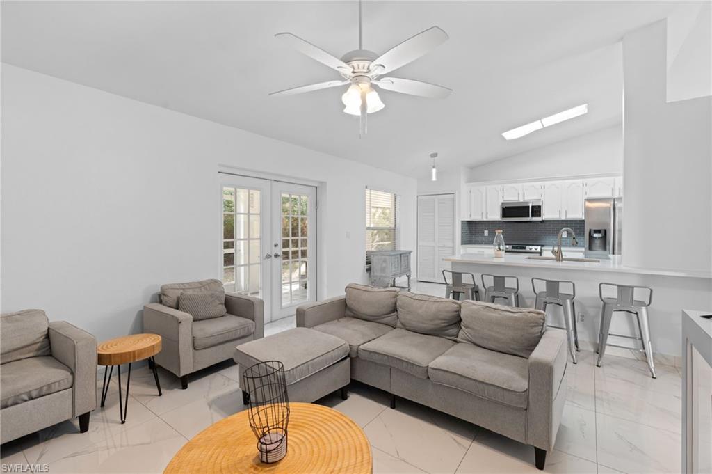 7780 Scarlet CT photo 16