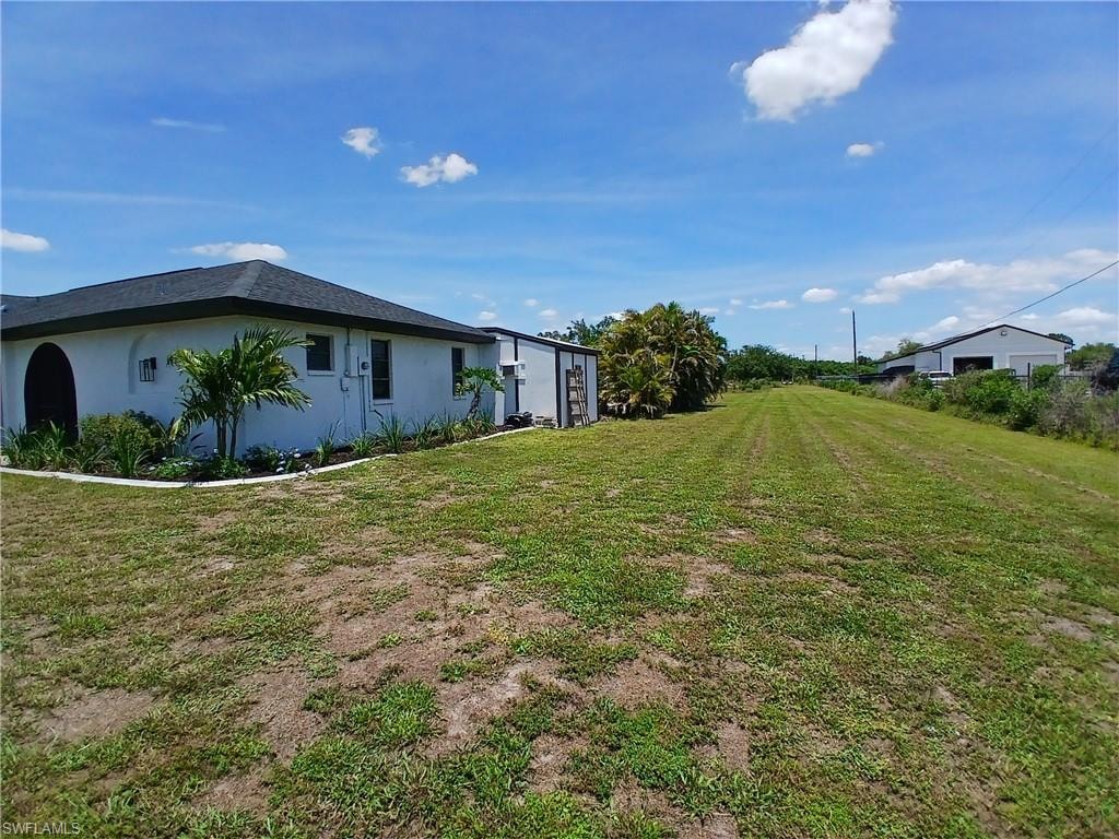 Yard - Side of the house