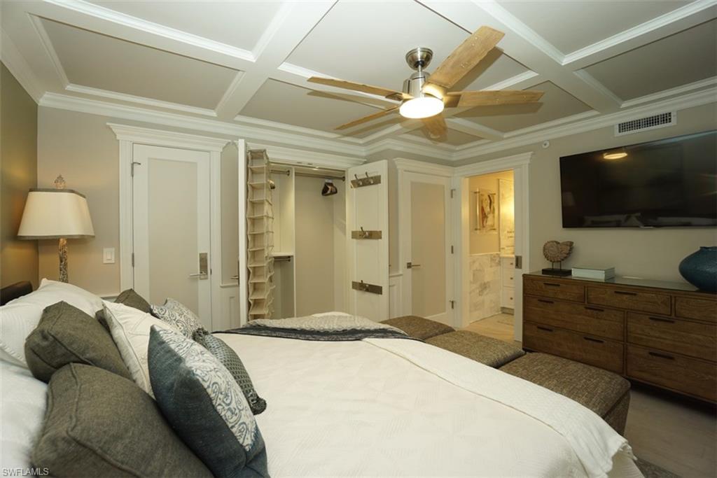 480 5th ST S 102 photo 13