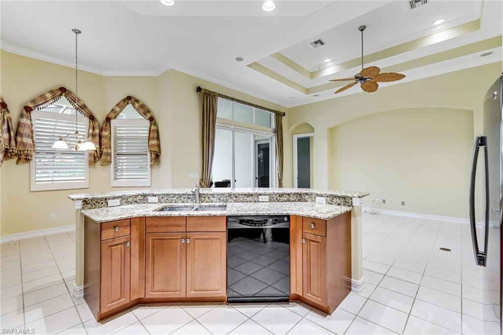 12584 Grandezza CIR photo 10
