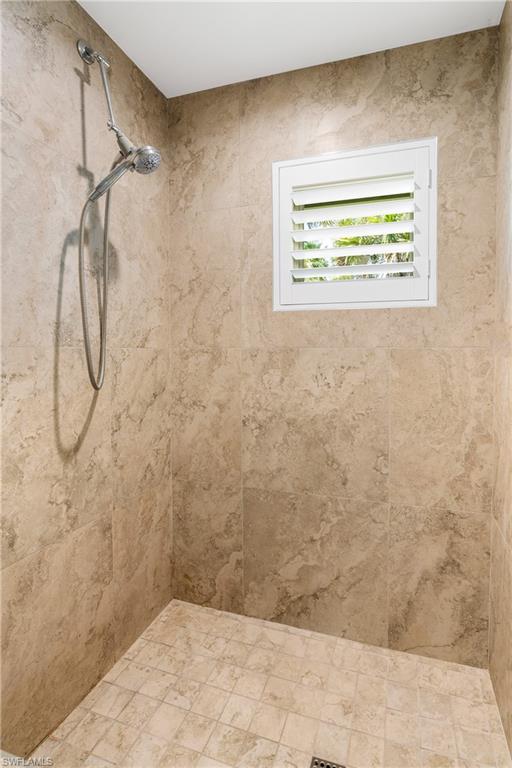 10173 Gulf Shore DR photo 23