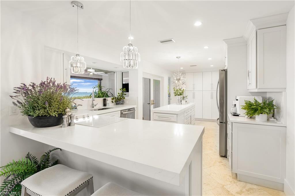 10173 Gulf Shore DR photo 15