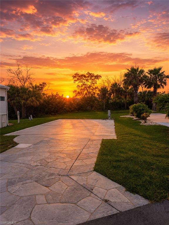19681 Summerlin #423 RD
