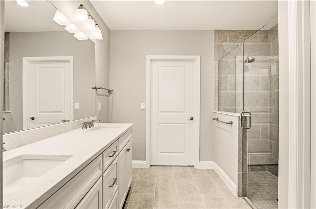 2664 Seychelles CIR 2401 photo 26