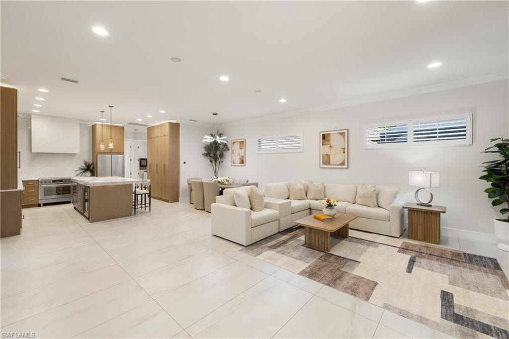 9798 Rocky Bank DR photo 10