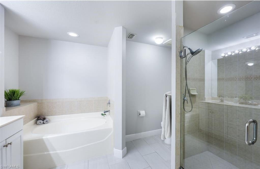 11842 Bayport Lane 2102 photo 11