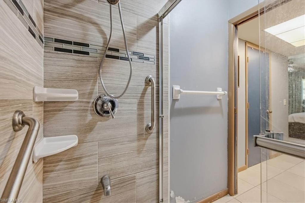 Walk in shower