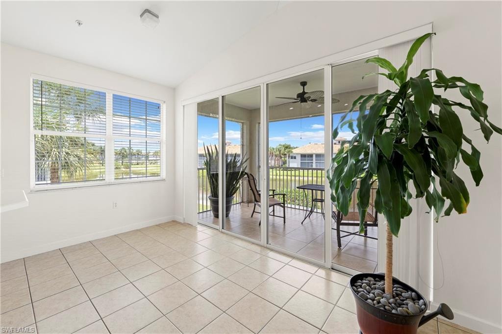 3059 Horizon LN 1602 photo 16
