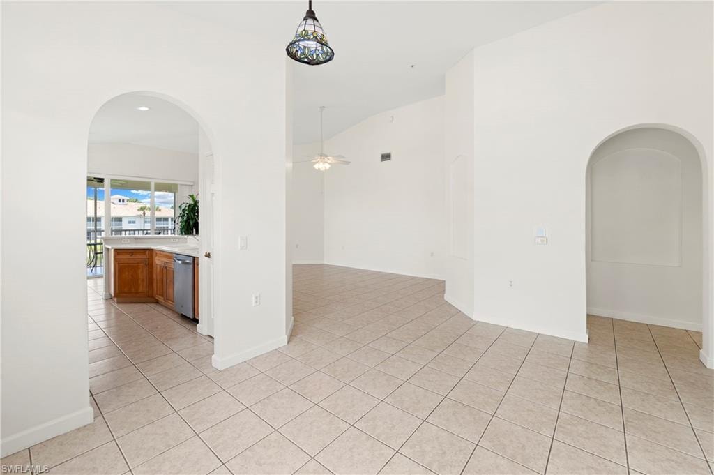 3059 Horizon LN 1602 photo 12