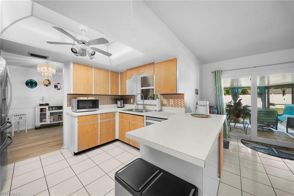 150 CAPATOLA ST photo 14