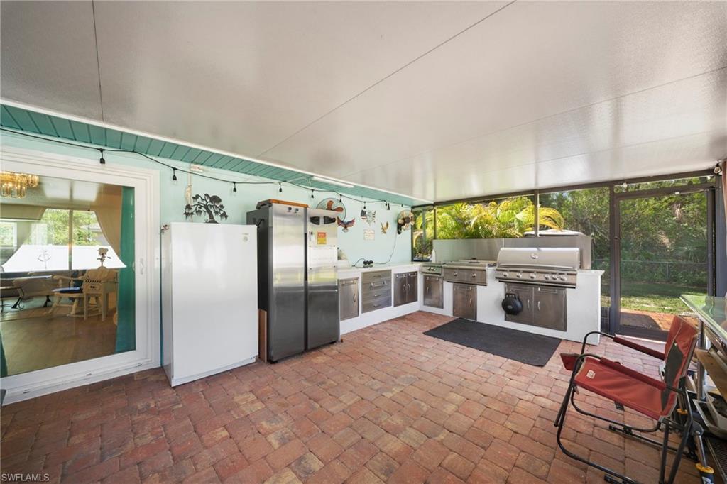 150 CAPATOLA ST photo 25