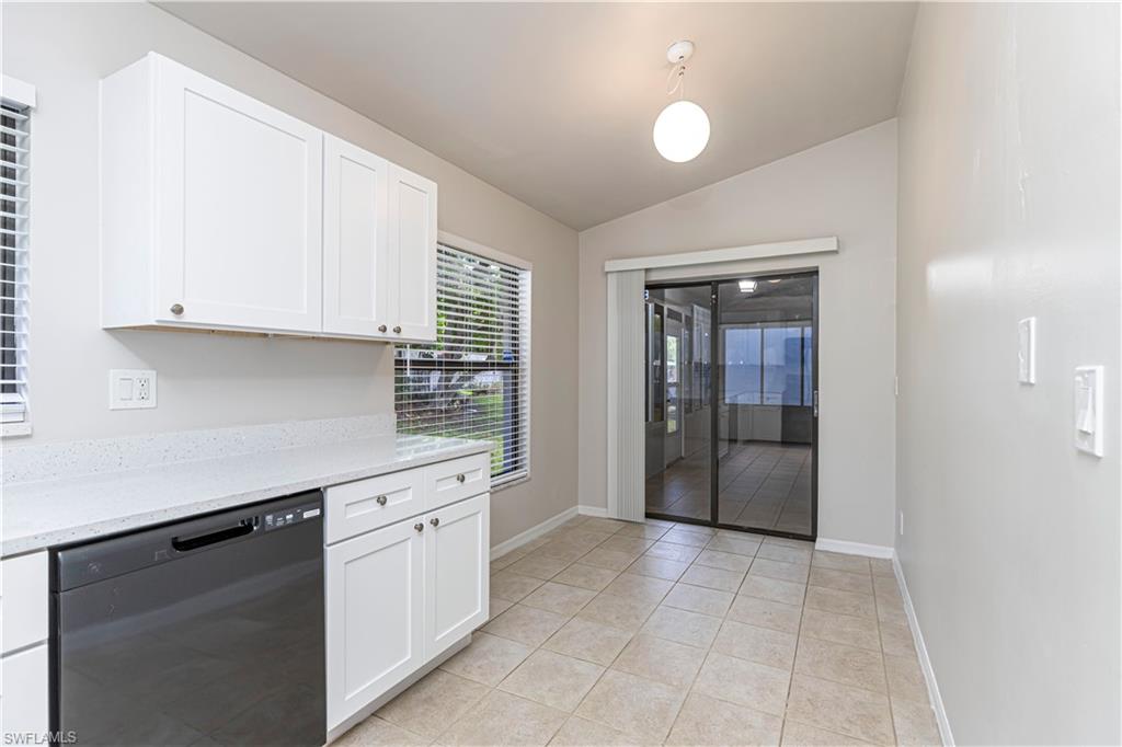 13114 Regent CIR photo 6
