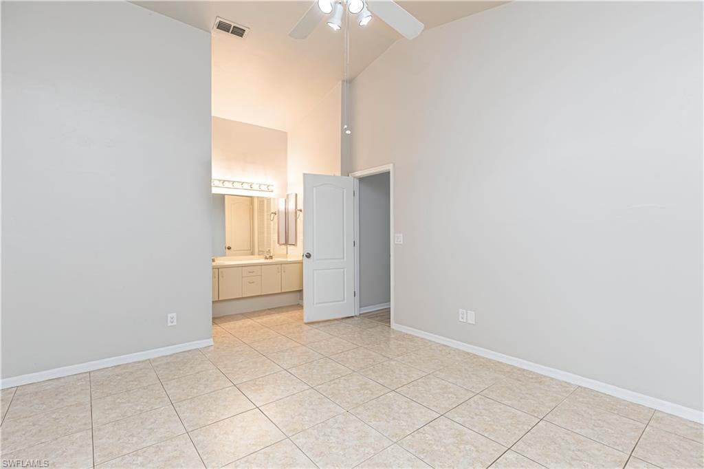 13114 Regent CIR