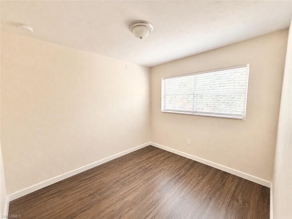 2485 Bayside ST photo 9