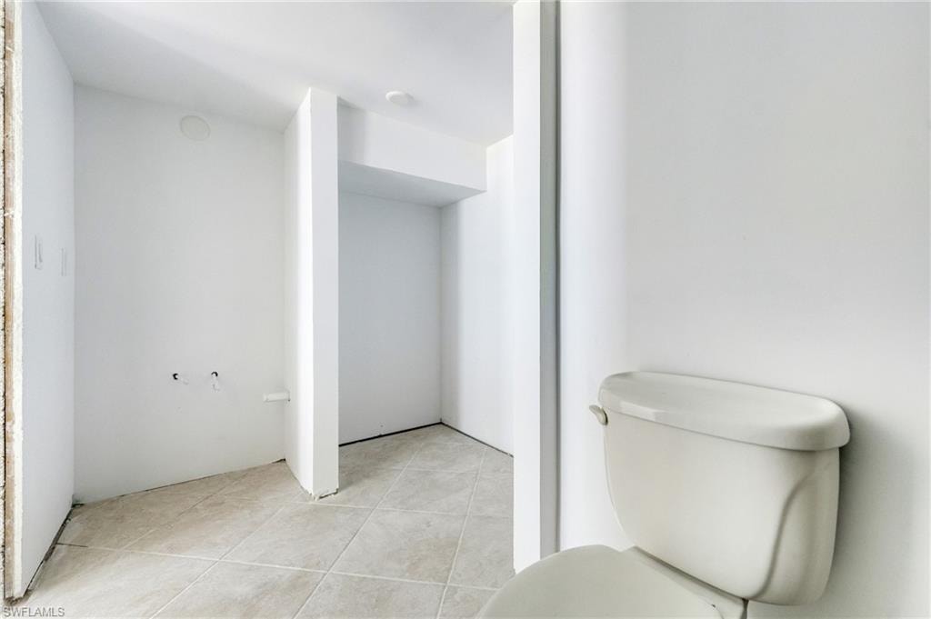7700 Estero BLVD 402 photo 27