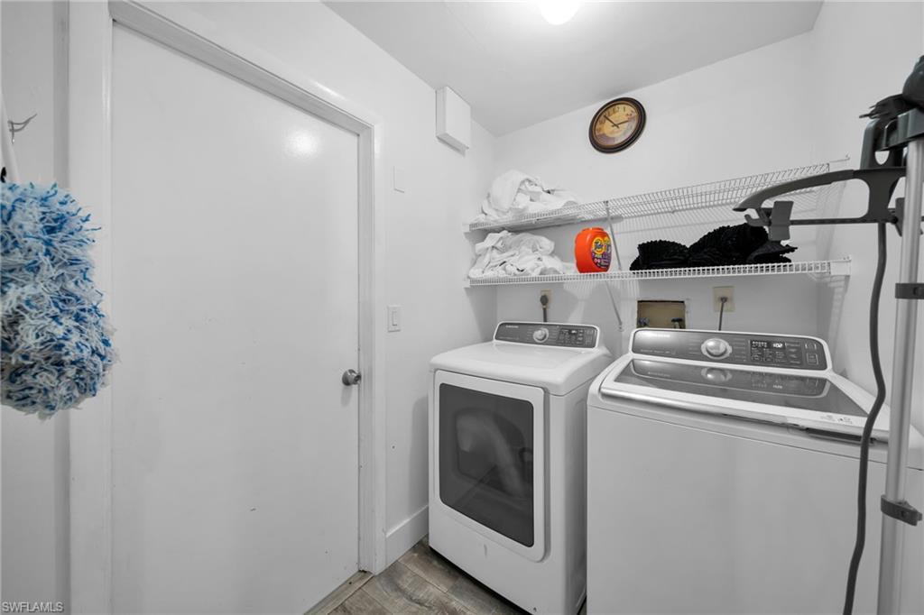 203 SE 16th TER photo 15