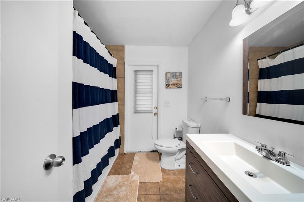 203 SE 16th TER photo 19