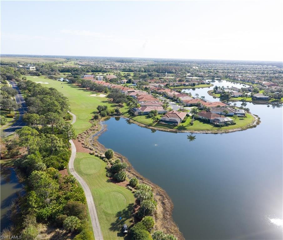 Golf course with optional memberships