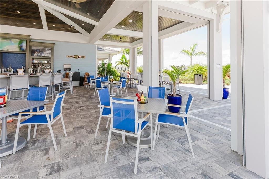 The Hammock Bar & Grille