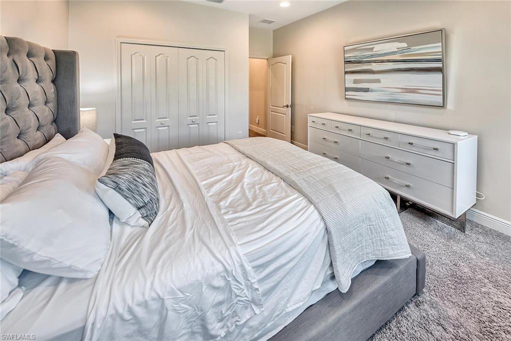 6960 Avalon CIR 807 photo 21