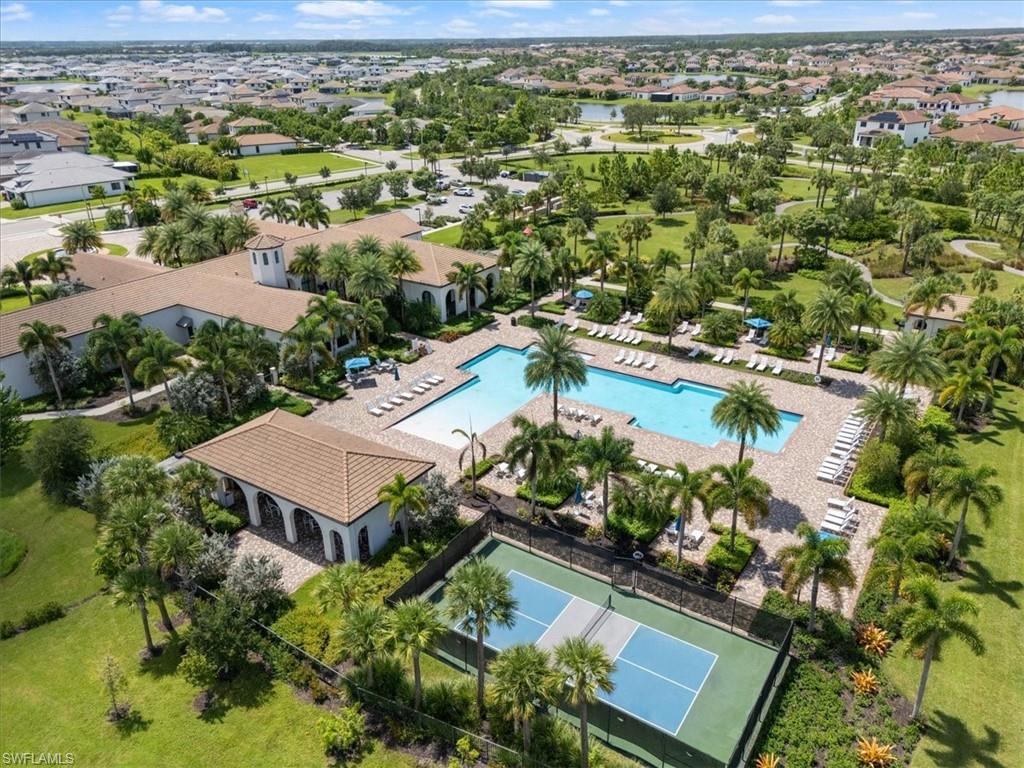 5263 Ferrari AVE photo 32