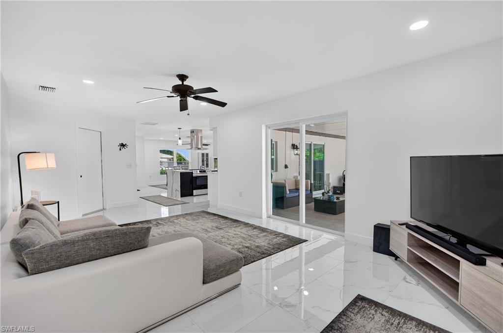 6055 Macbeth LN photo 16
