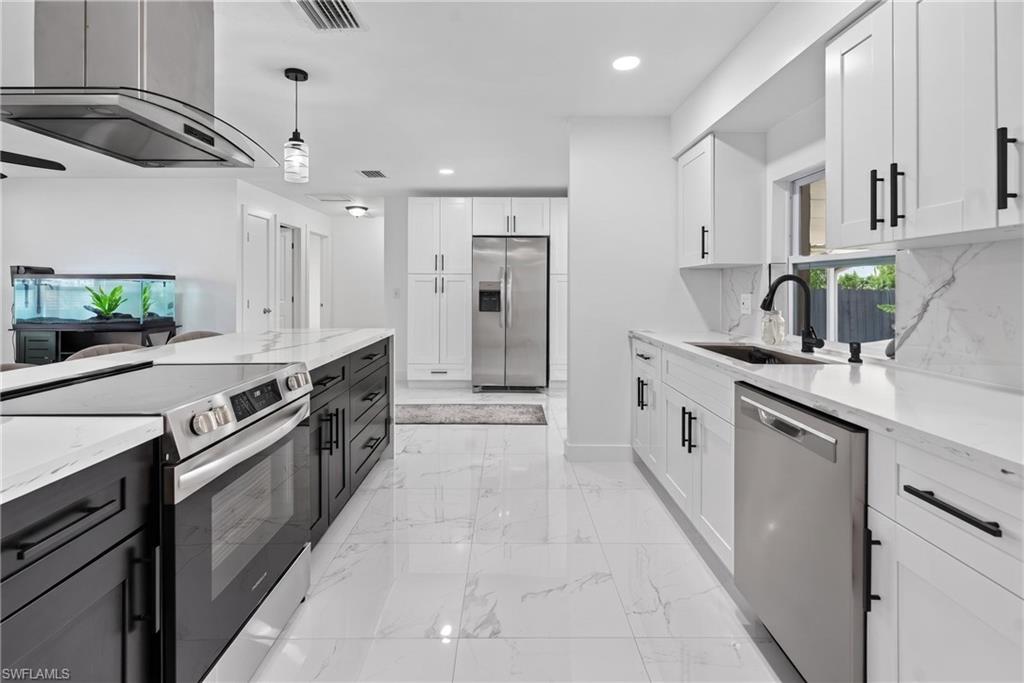 6055 Macbeth LN photo 10