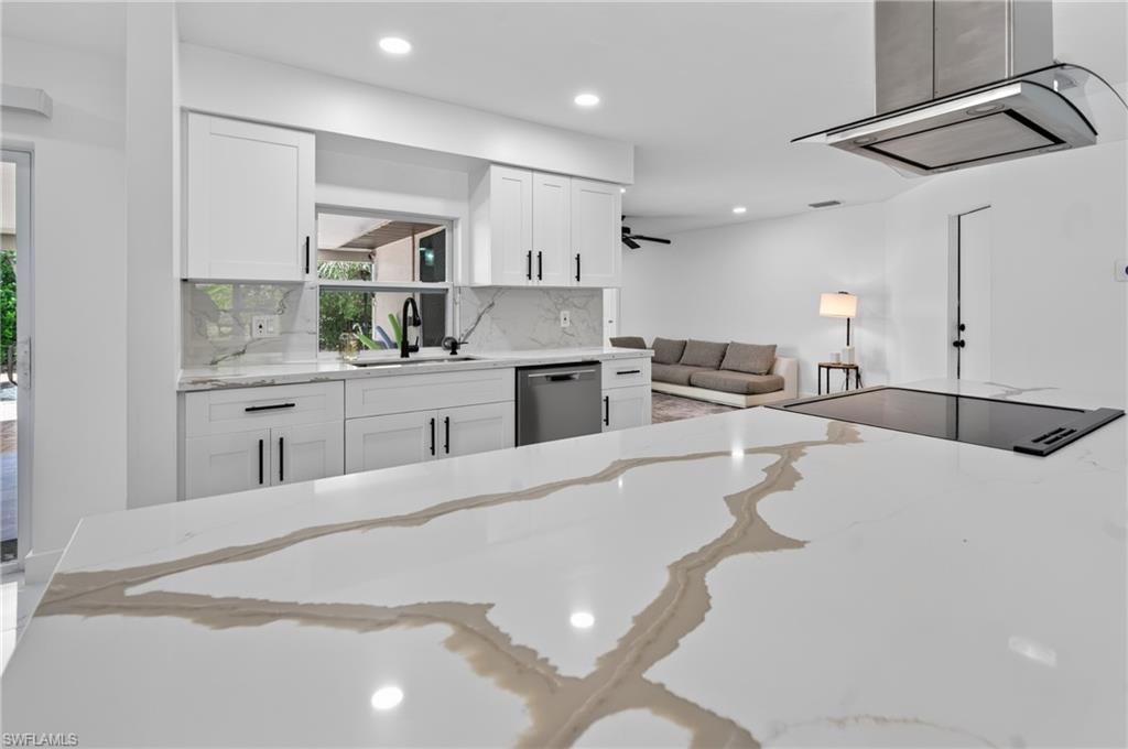 6055 Macbeth LN photo 11