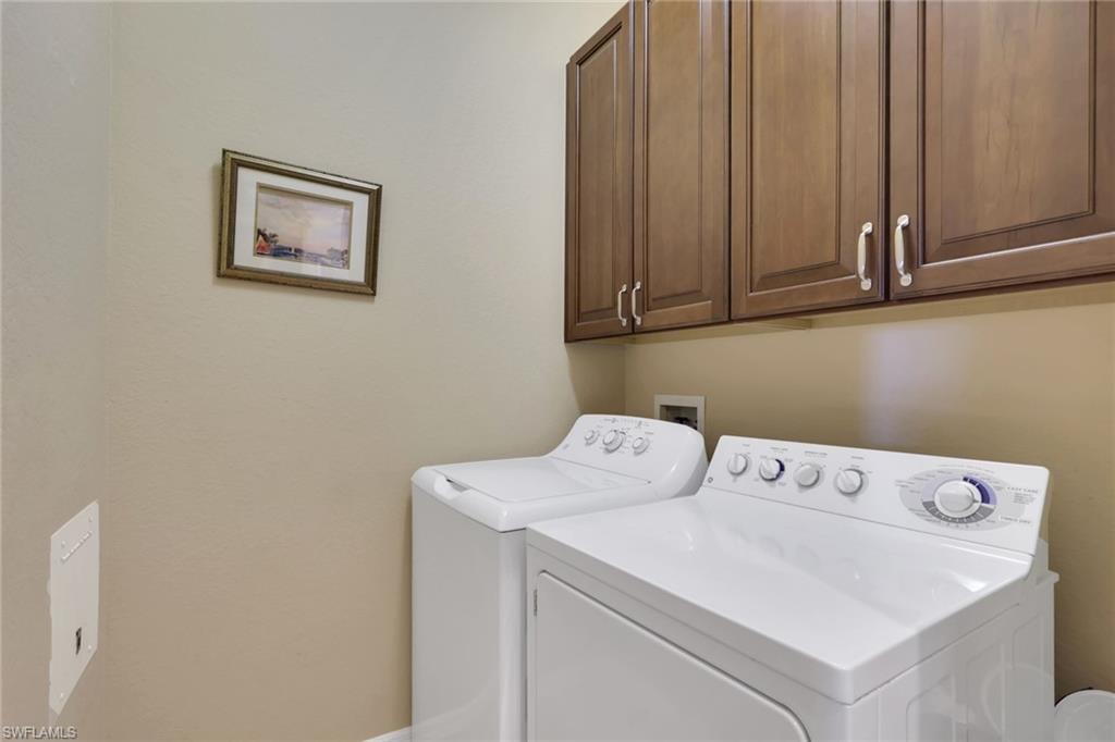 4198 BAY BEACH LN 113 photo 18