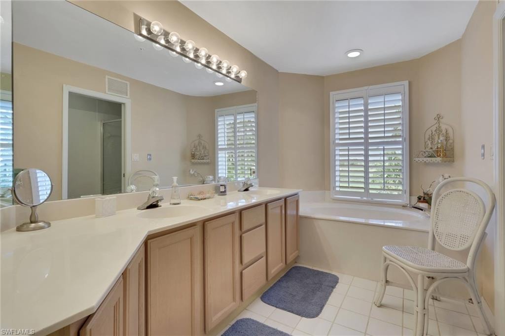 4198 BAY BEACH LN 113 photo 31