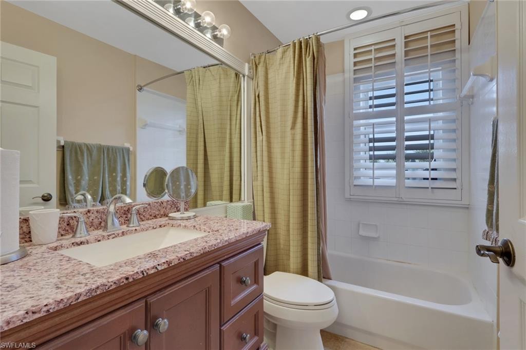 4198 BAY BEACH LN 113 photo 25