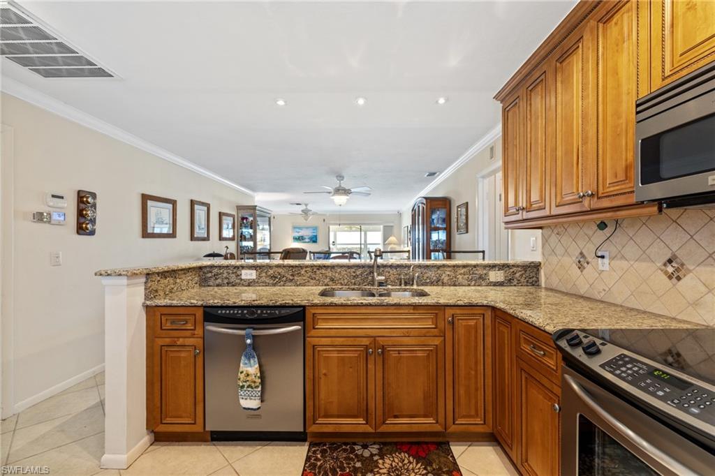 7008 Foxfire DR photo 7