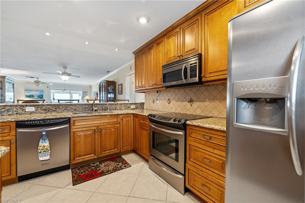 7008 Foxfire DR
