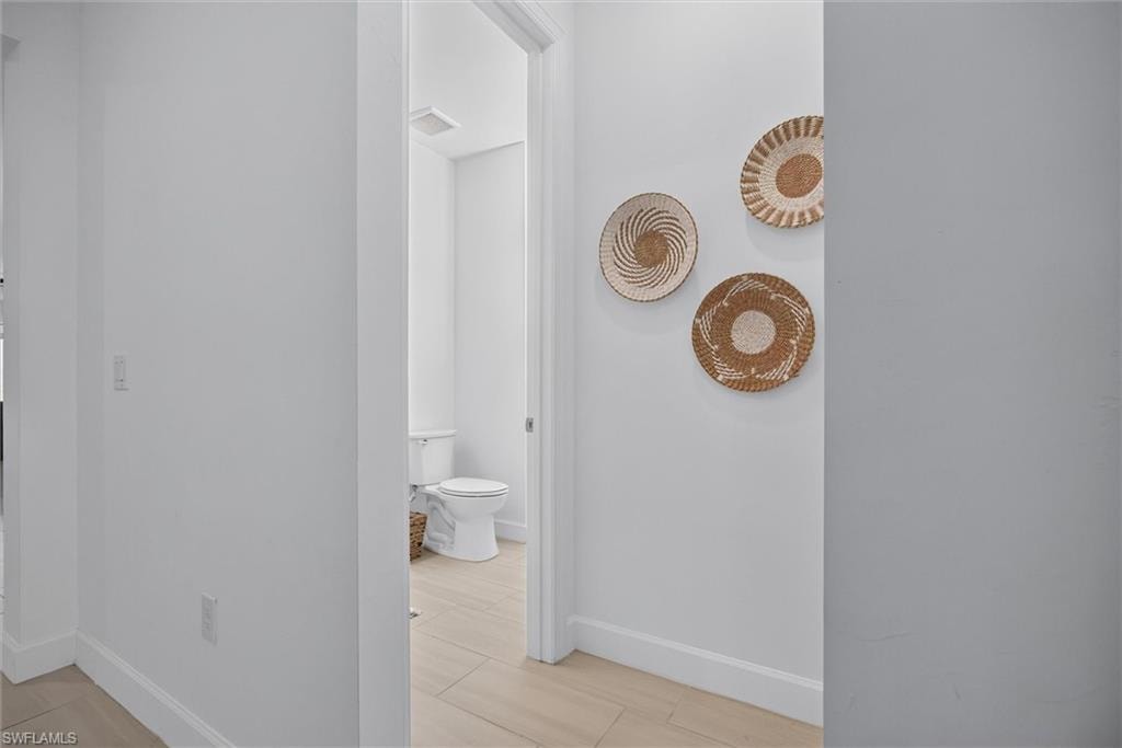 1/2 bath