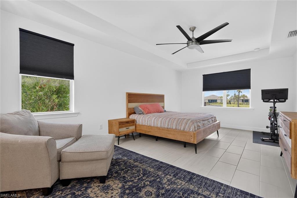 Large Owners suite