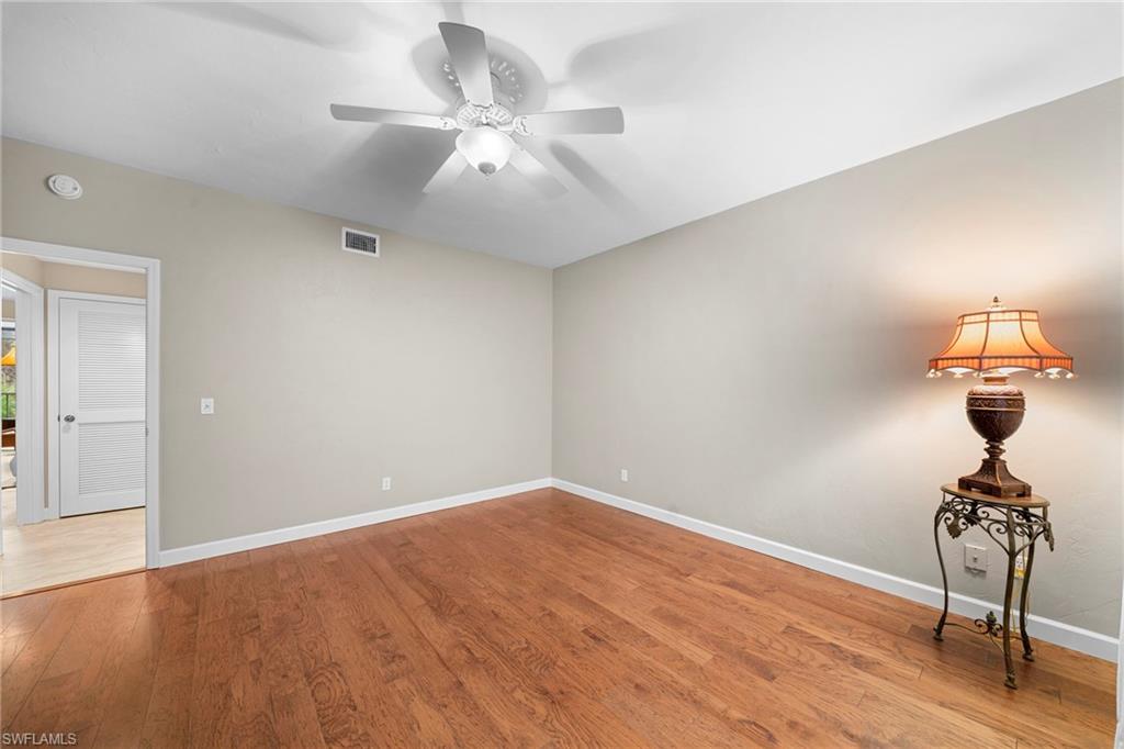 770 Waterford DR 202 photo 25