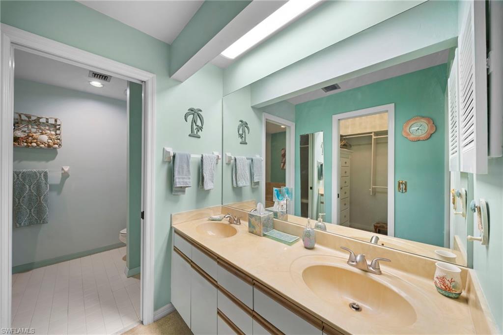 758 Eagle Creek DR 202 photo 18