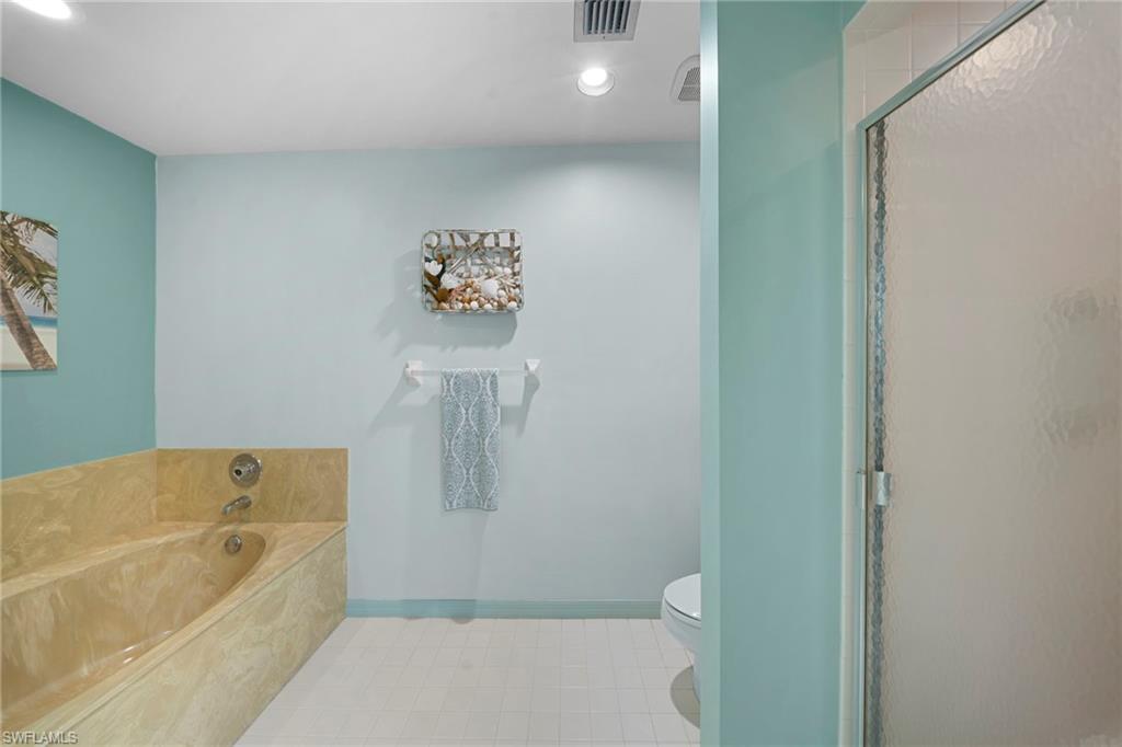 758 Eagle Creek DR 202 photo 21
