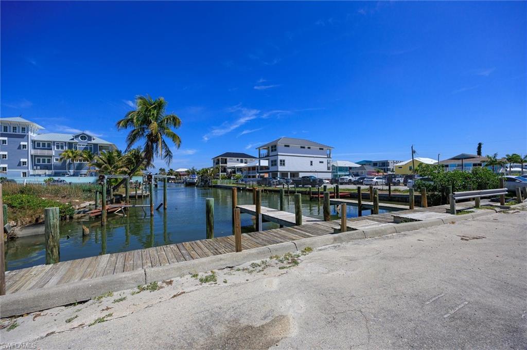 1167 Estero BLVD photo 16