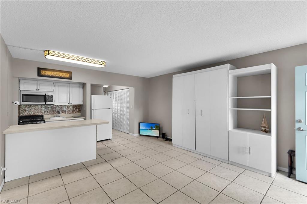 130 Collier BLVD A3 photo 6