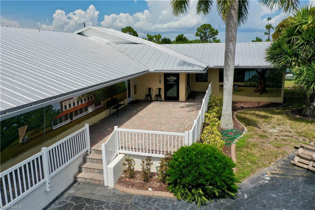 1900 Tamiami TRL C photo 27