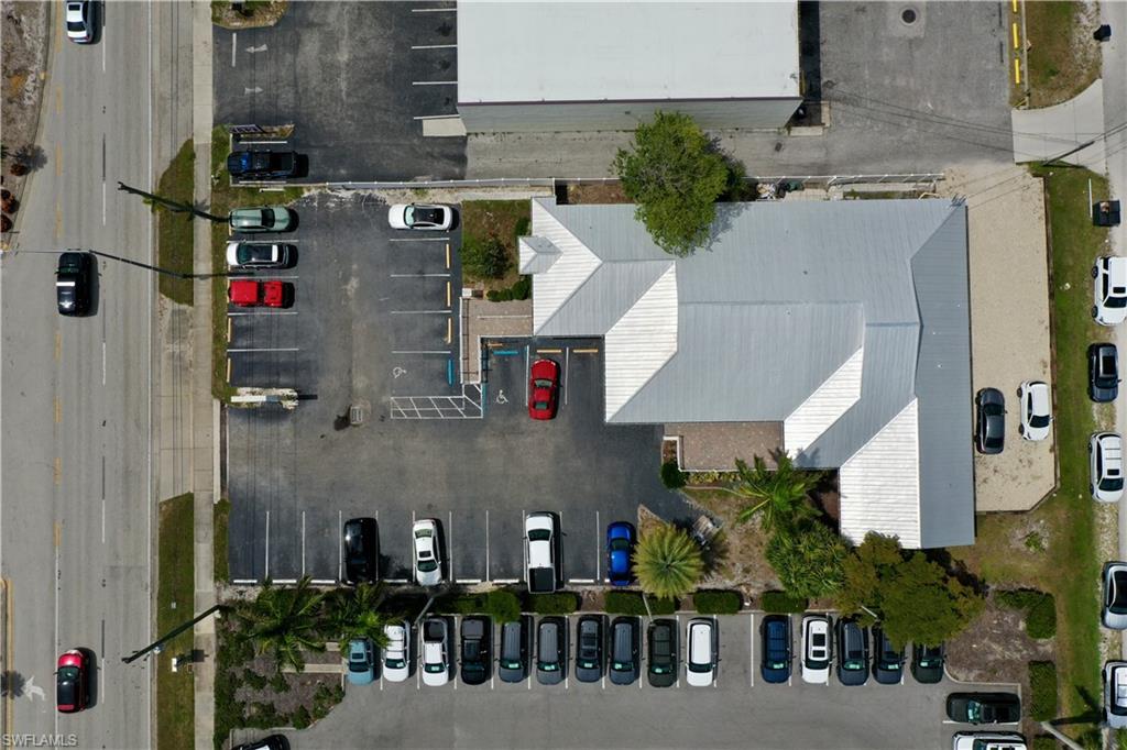 1900 Tamiami TRL C photo 26