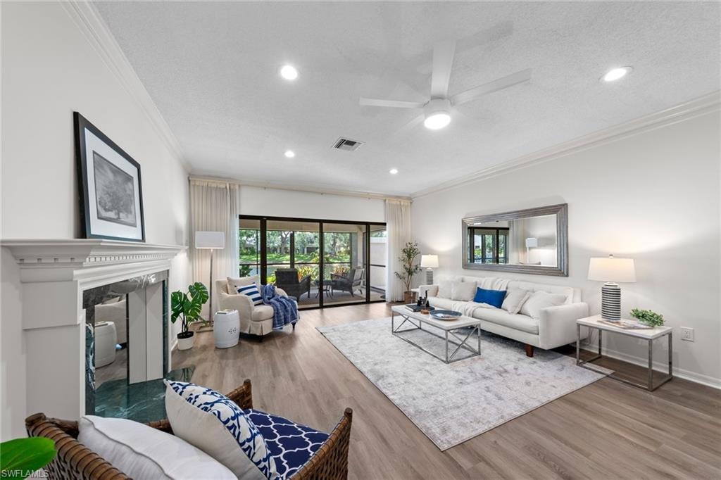 405 Arbor Lake DR 4-103