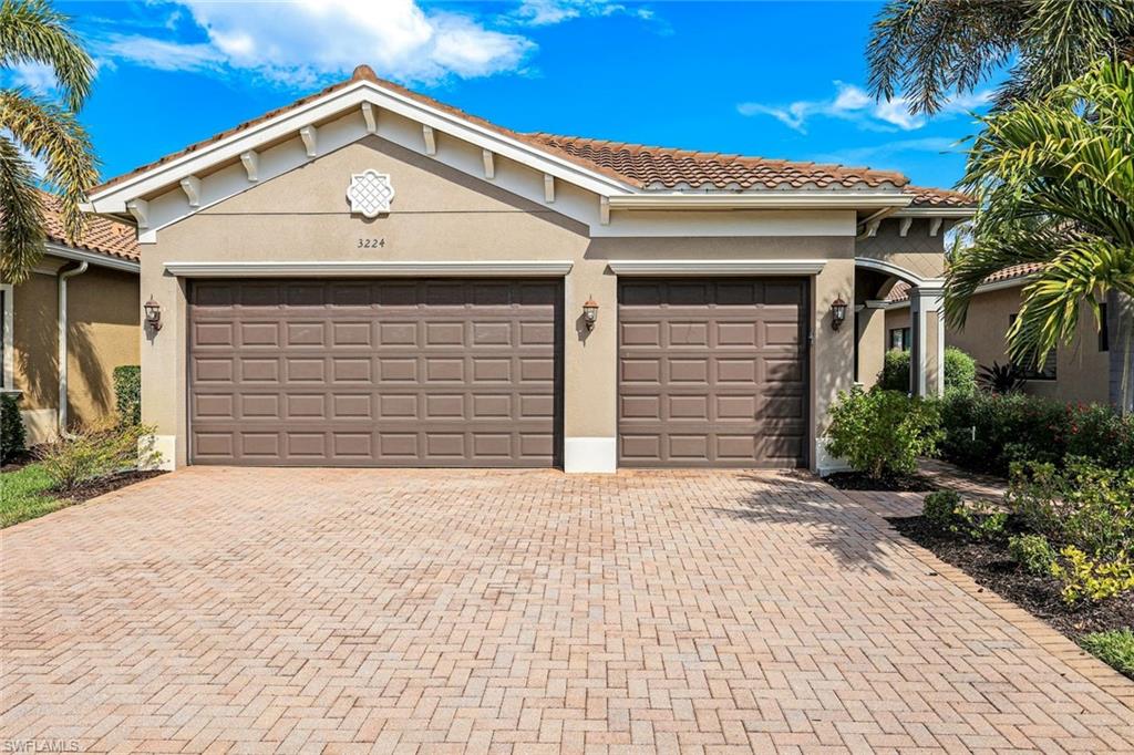 3224 Pacific DR photo 30