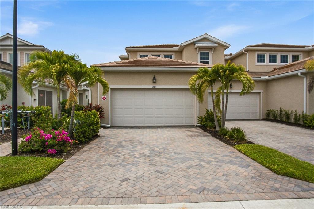4646 Arboretum CIR 201 photo 9