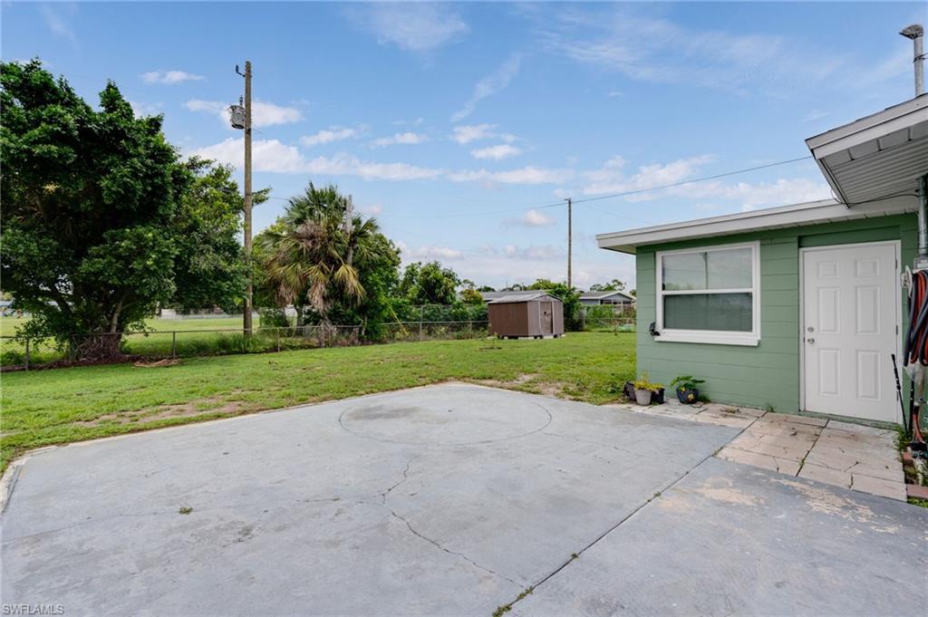 102 Oleander RD photo 17