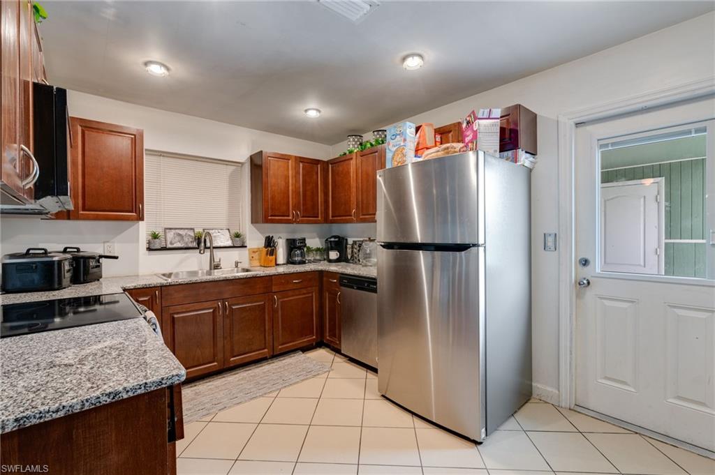 102 Oleander RD