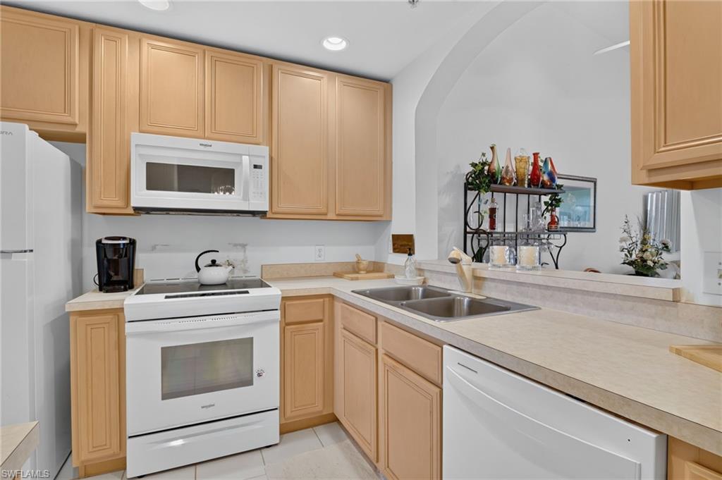 6820 Sterling Greens PL 402 photo 14