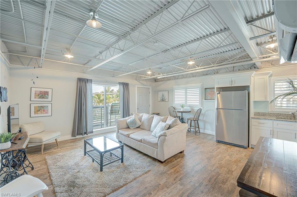 APARTMENT 1