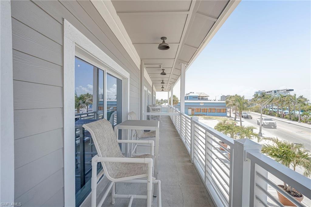 1161 Estero BLVD 1165 photo 31